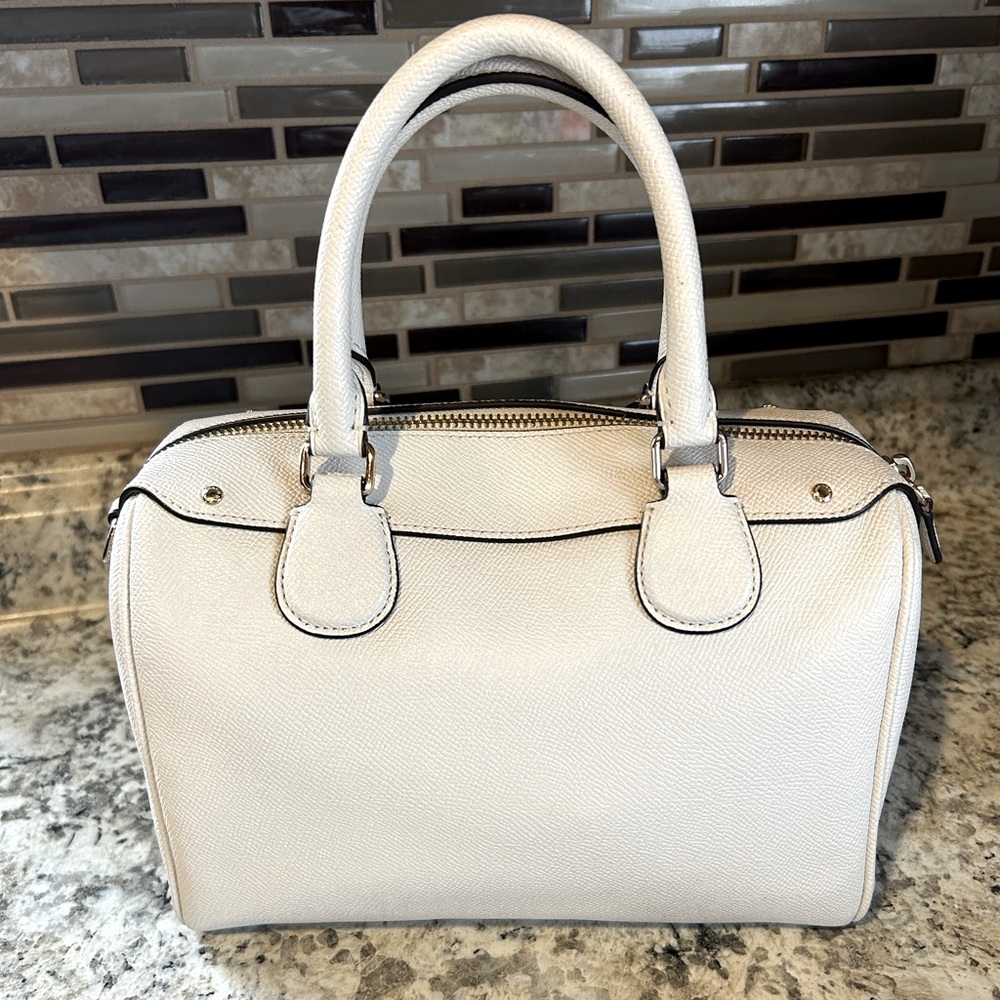 White coach satchel bag - Picture 3 of 5